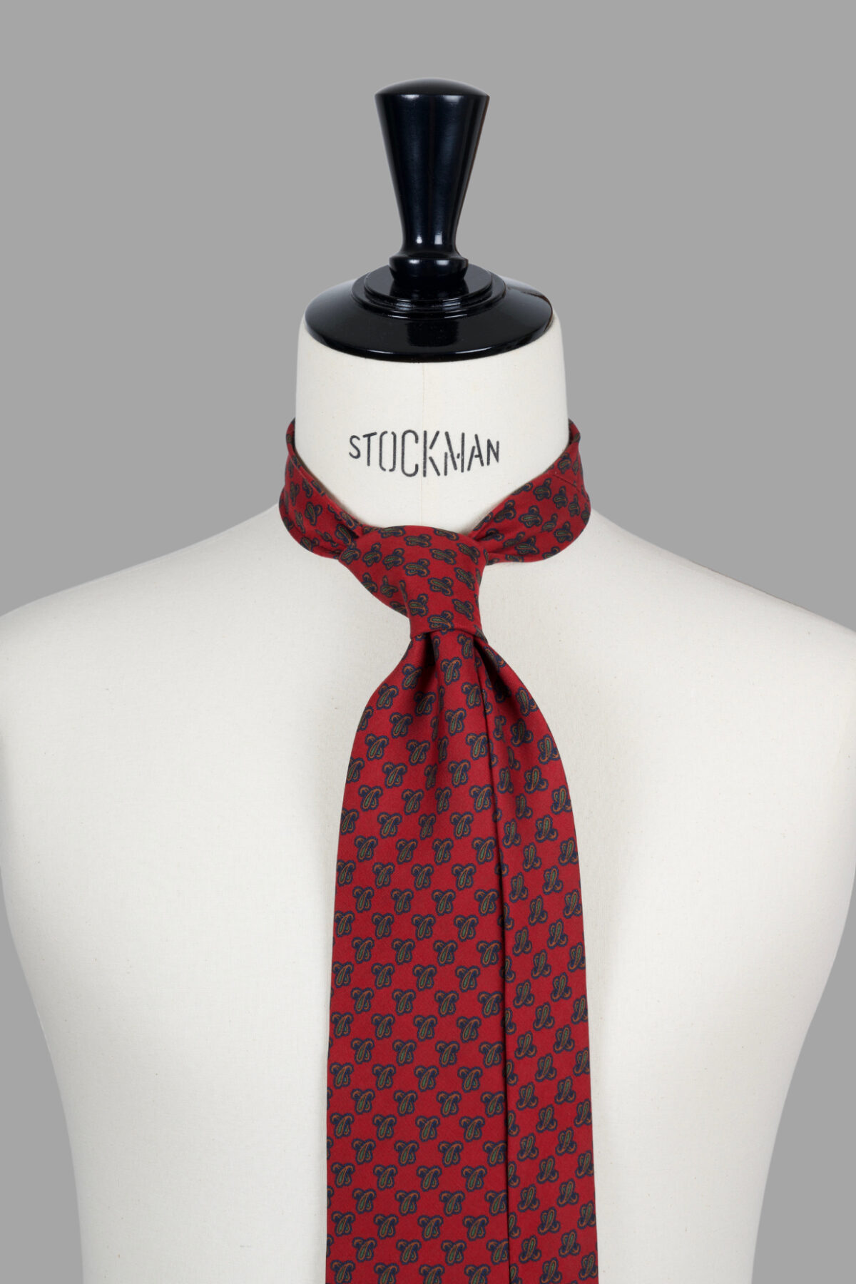 Cravate sartoriale à 3 plis, en soie madder bordeaux, motif géométrique