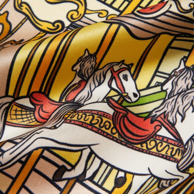 Carré de soie vert & jaune, L’orgue du boulevard