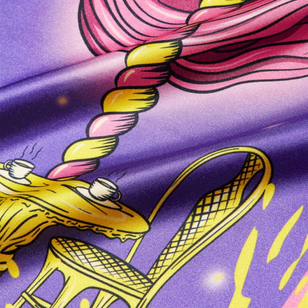 Carré de soie violet & jaune, Rayures de carrousel, détail du motif imprimé, Dare in Paris