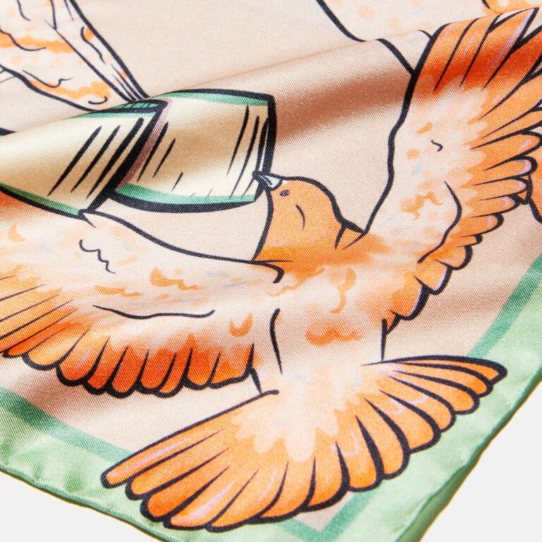 Carré de soie orange & vert, Valse des colombes