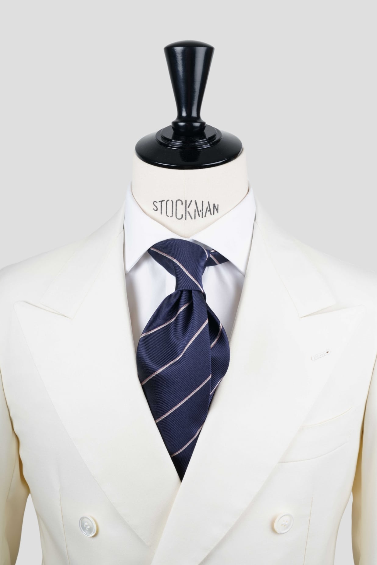 Cravate bleu foncé à rayures – Soie tissée 3 plis artisanale