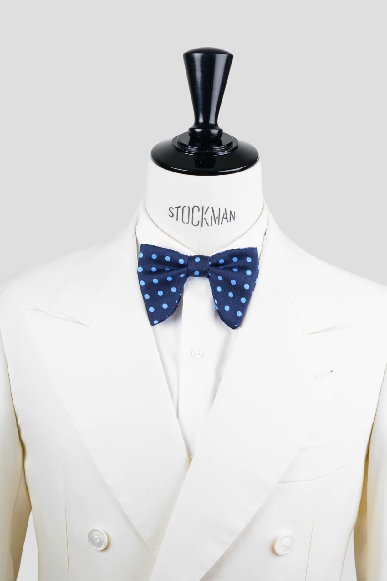 Nœud papillon bleu ciel à pois soie imprimée – Le Plongeant – Fait main à Paris