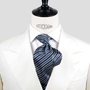 Cravate rayée bleu – Soie tissée 3 plis artisanale