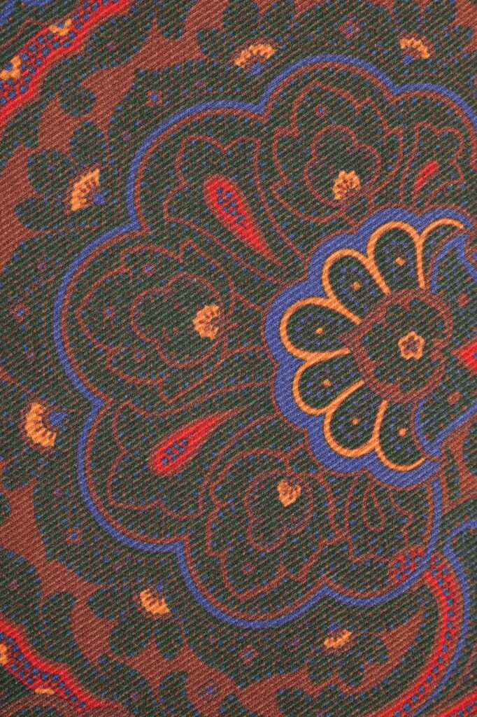 Khaki green men's silk scarf, paisley, close-up of the paisley pattern, Dare in Paris