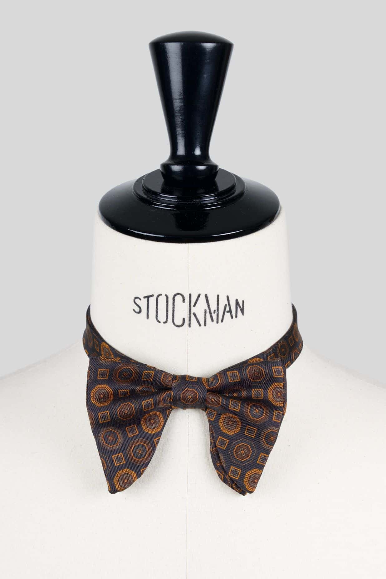 Nœud papillon marron soie imprimée – Le Plongeant – Fait main à Paris