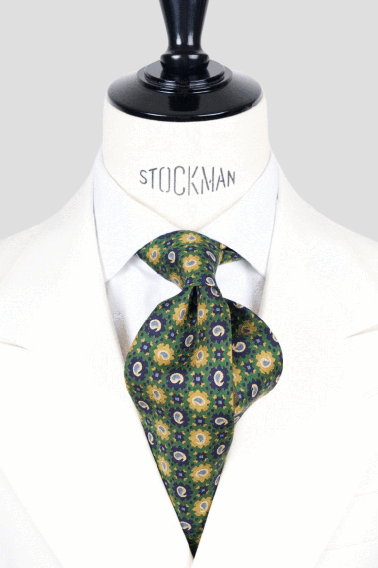 Cravate verte motif cachemire - Soie imprimée 3 plis artisanale