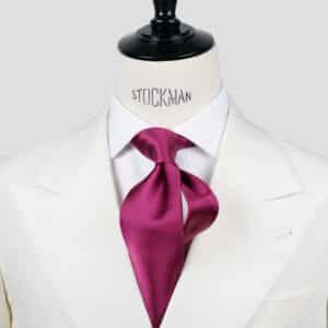 Cravate bordeaux uni – Soie satin 3 plis – Faite main à Paris