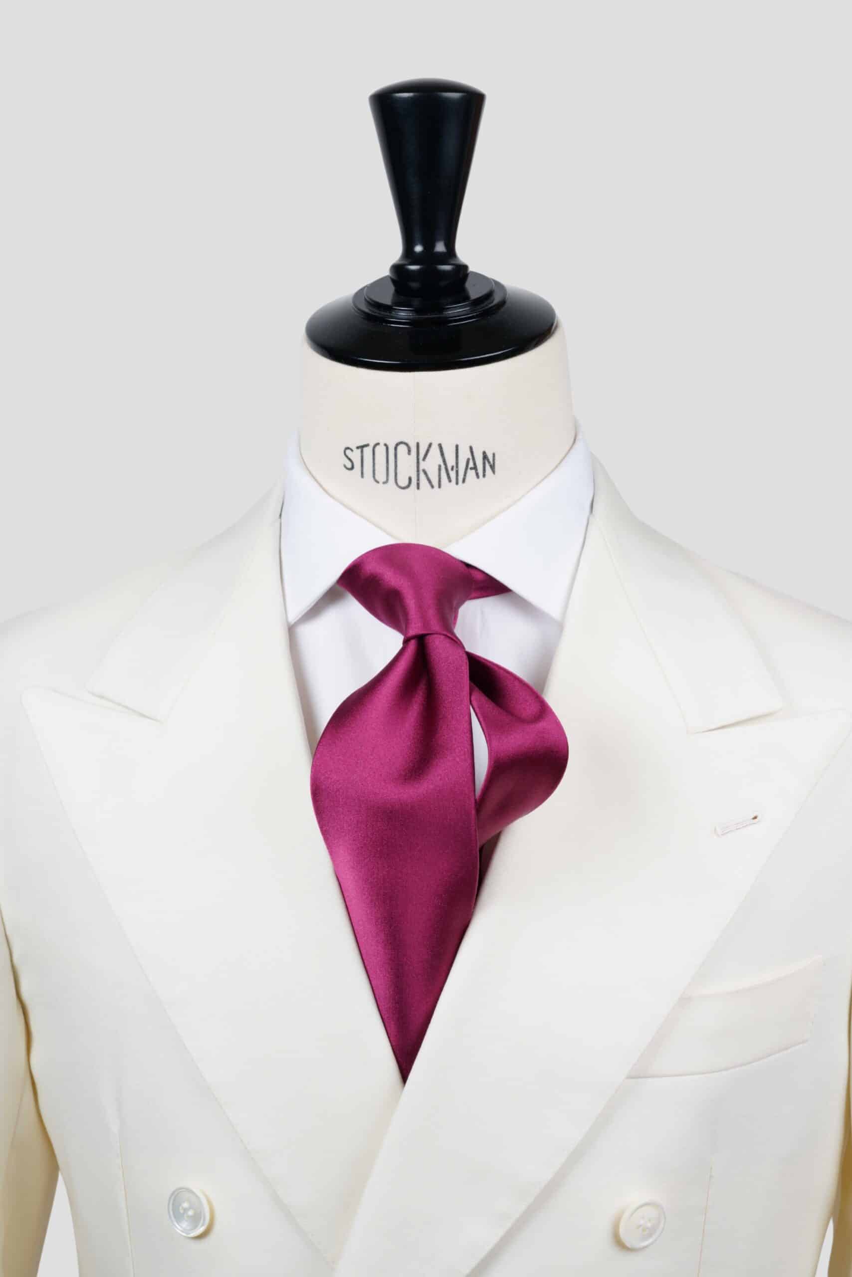 Cravate bordeaux uni – Soie satin 3 plis - Faite main à Paris